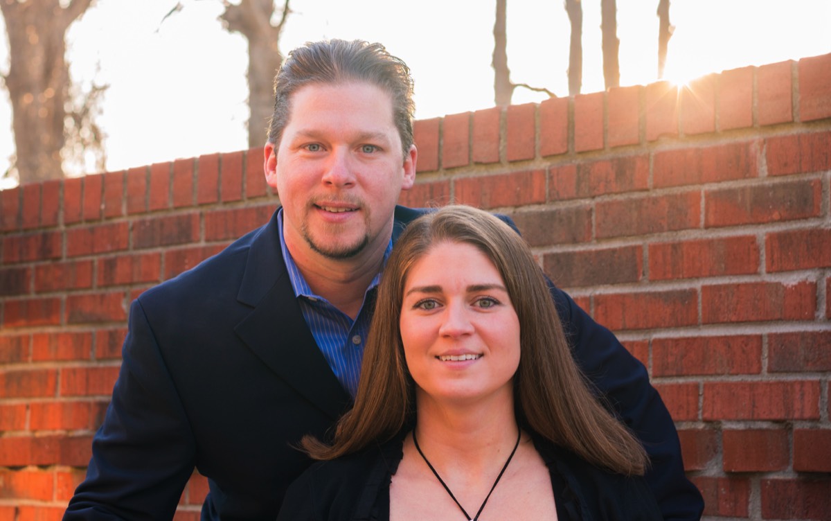 weclosehomesmichiganrealestateagentscolor